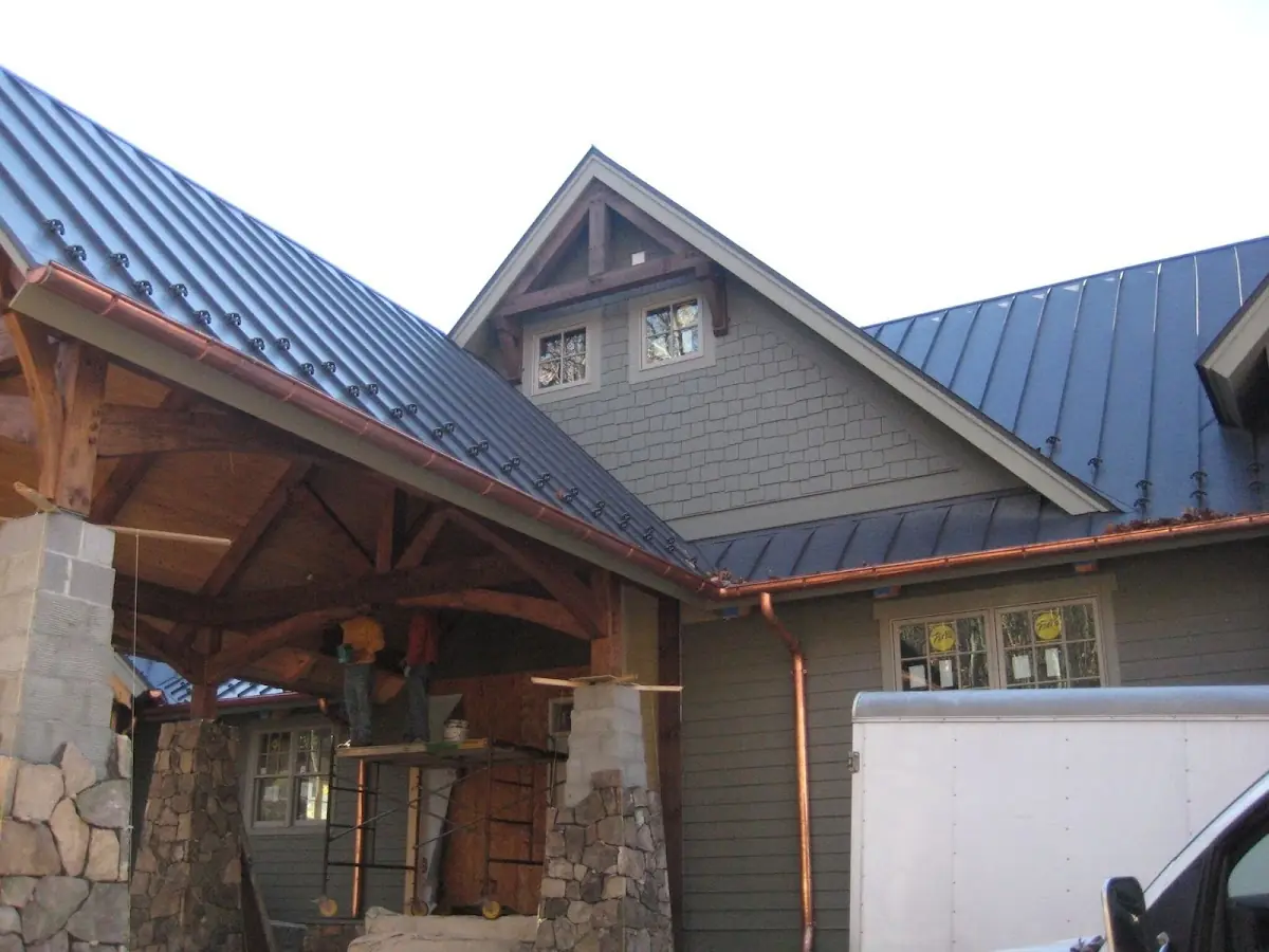 Craftsman Roofing team delivering quality roofing work in Hale
